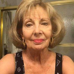 Meet your Posher, Sandra